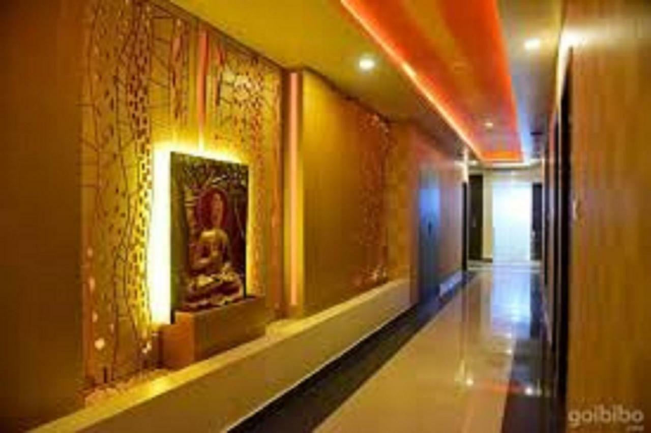 Hotel Sumith Palace Pondicherry Exteriör bild